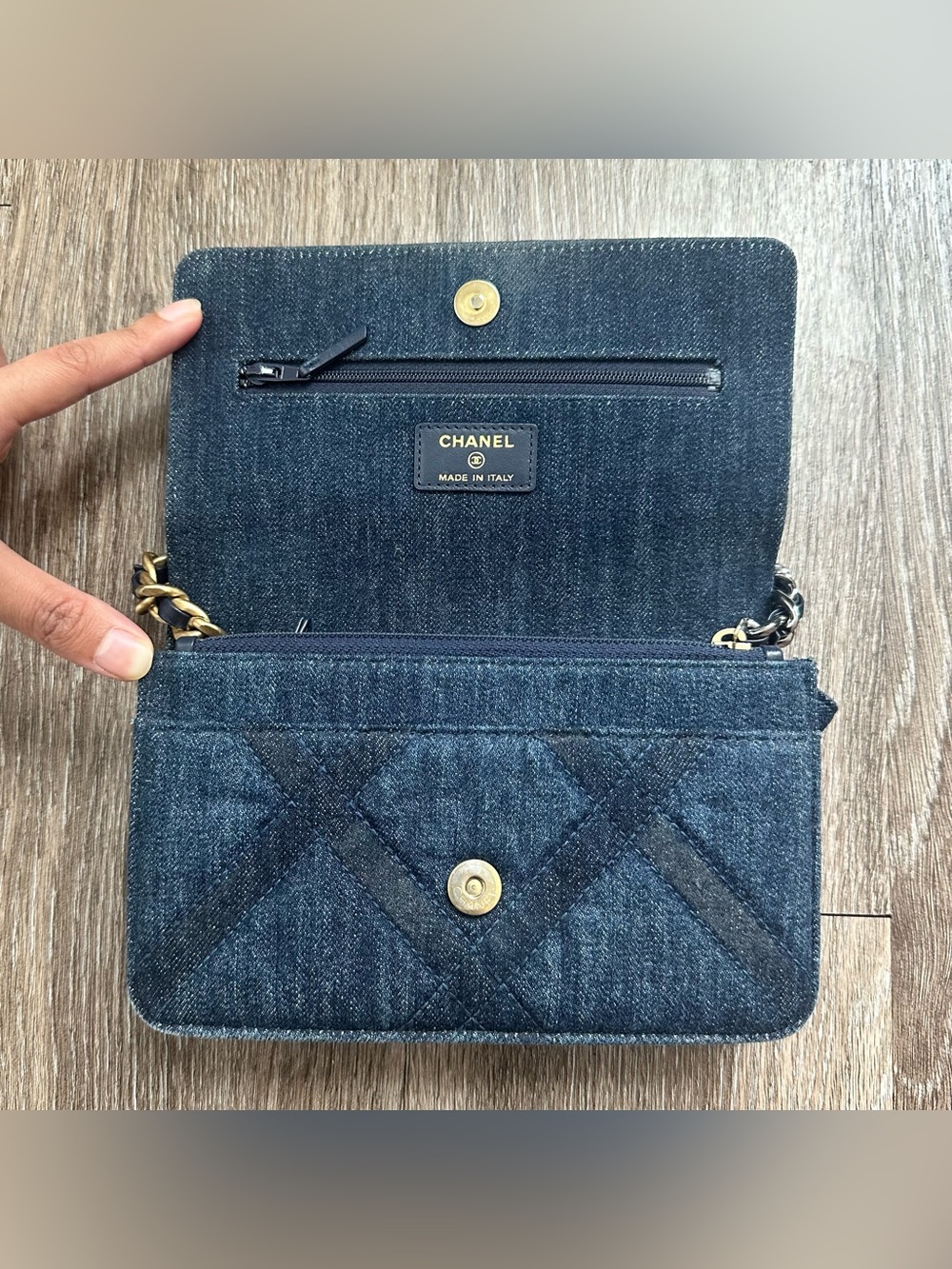 Chanel Denim Quilted Chanel 19 Wallet On Chain WOC Blue Shoulder Bag Crossbody - Picture 2 of 11